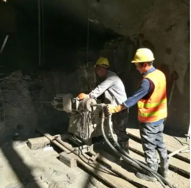 晋源水下抗分散灌浆料特点 水下不分散注浆料介绍